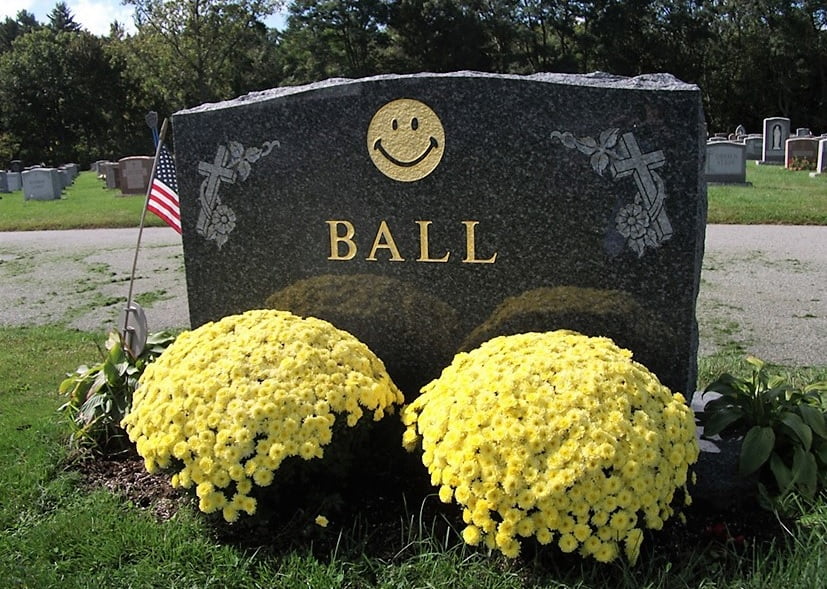 Harvey Ball murió en abril de 2001 sin haber logrado patentar su creación.